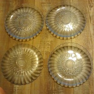 Set of 4 Libbey salad plates